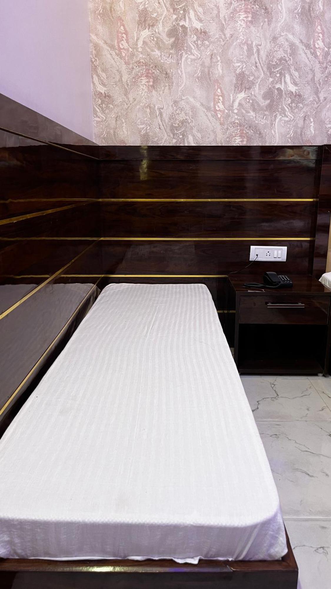 Mangalam Grand Hotel Lakhnau Kültér fotó