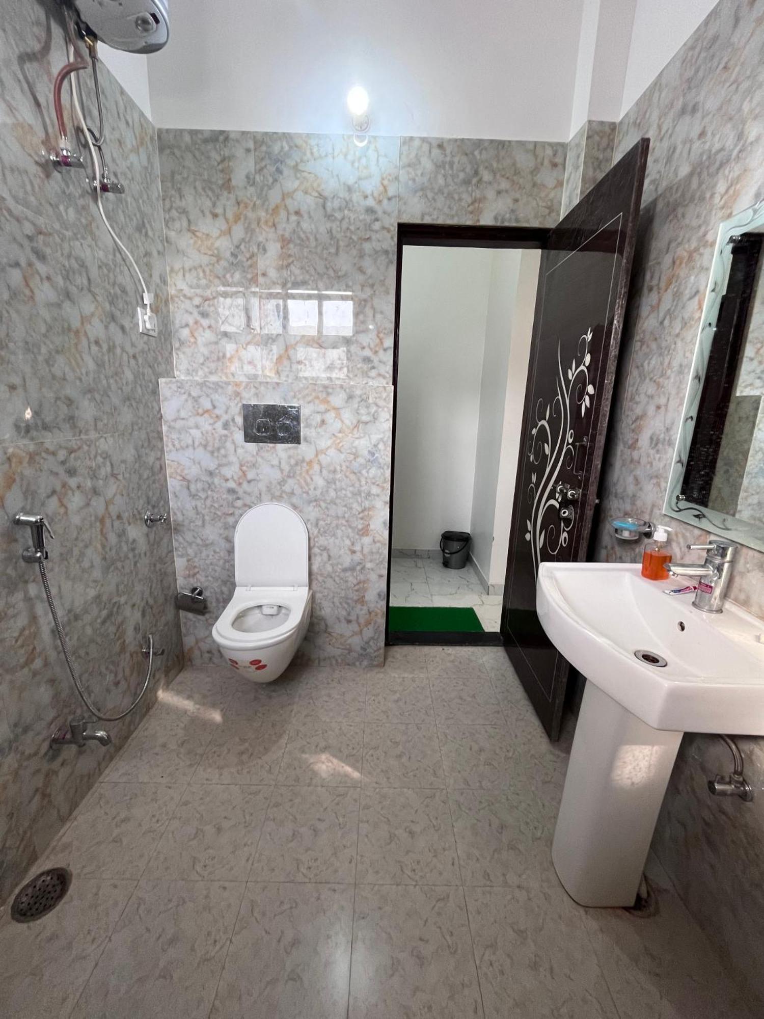 Mangalam Grand Hotel Lakhnau Kültér fotó